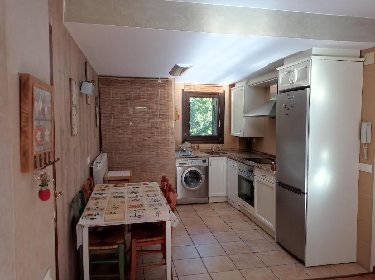 Appartement Vivienda Isabel à Sesué Extérieur photo
